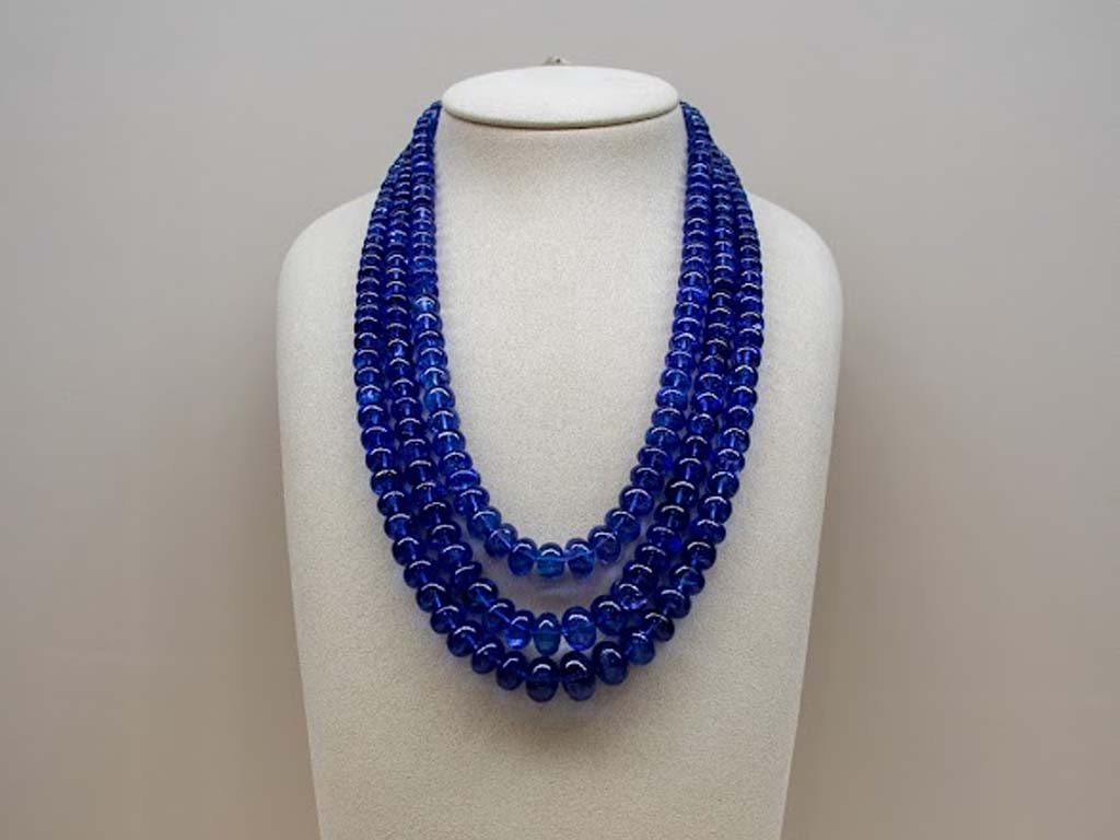 A breathtaking blue Tanzanite necklace, elegantly crafted to showcase the unique color of Tanzanite, adding a touch of luxury to any outfit
